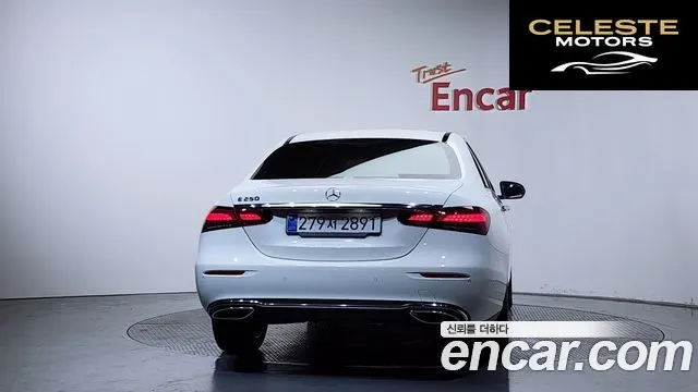 MERCEDES BENZ E-Classe W213 E250 Exclusive 2022 — photo 4 sur 35