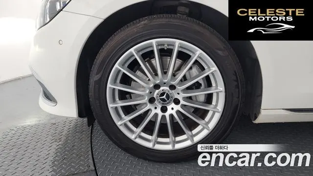 MERCEDES BENZ E-Classe W213 E250 Exclusive 2022 — photo 5 sur 35