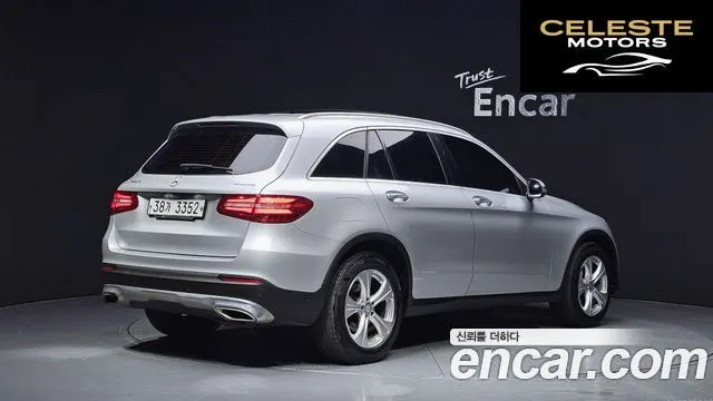 MERCEDES BENZ GLC-Classe X253 GLC220 d 4MATIC 2017 — photo 2 sur 20