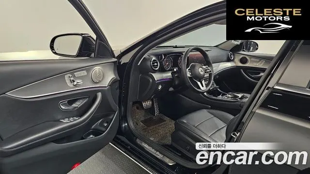 MERCEDES BENZ E-Classe W213 E300 Avantgarde 2019 — photo 12 sur 35