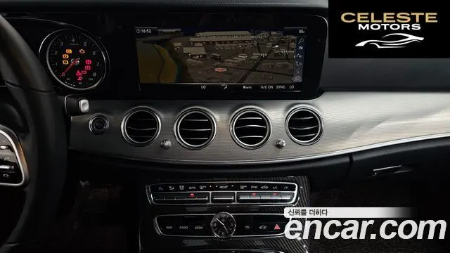 MERCEDES BENZ E-Classe W213 E300 Avantgarde 2019 — photo 17 sur 35