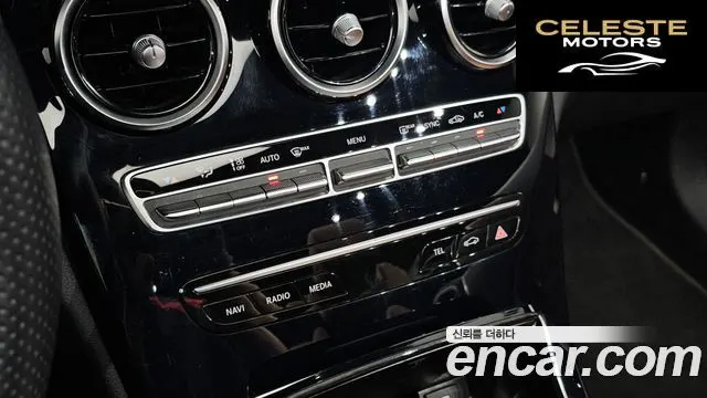 MERCEDES BENZ C-Classe W205 C200 Cabriolet 2020 — photo 29 sur 31