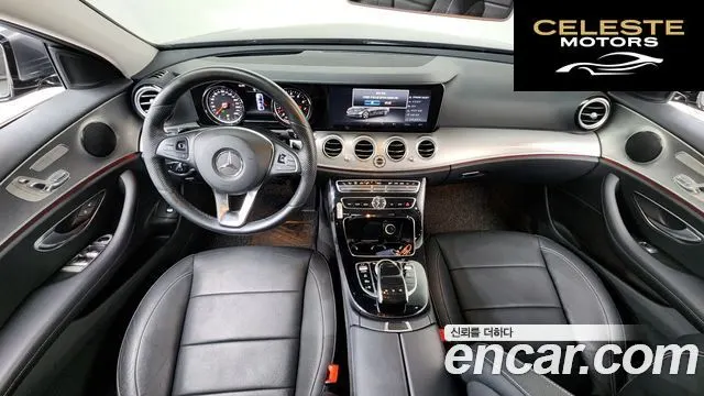 MERCEDES BENZ E-Classe W213 E200 Avantgarde 2017 — photo 7 sur 20