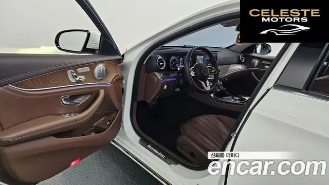 MERCEDES BENZ E-Classe W213 E300 Exclusive 2019 — photo 13 sur 44