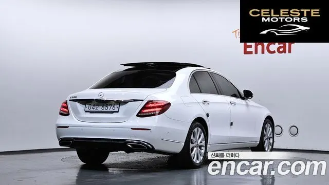 MERCEDES BENZ E-Classe W213 E300 Exclusive 2019 — photo 2 sur 44