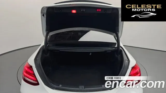 MERCEDES BENZ E-Classe W213 E300 Exclusive 2019 — photo 26 sur 44