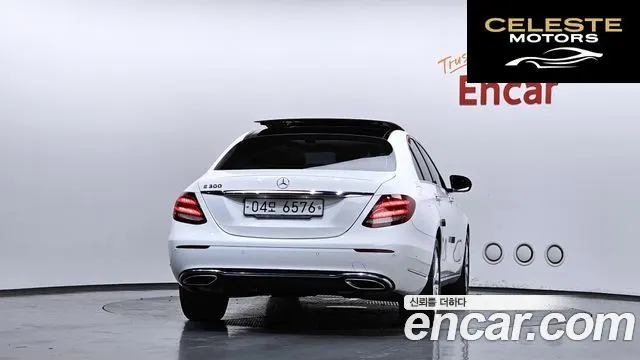 MERCEDES BENZ E-Classe W213 E300 Exclusive 2019 — photo 4 sur 44