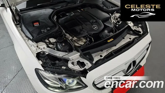 MERCEDES BENZ E-Classe W213 E220d Avantgarde 2019 — photo 6 sur 20