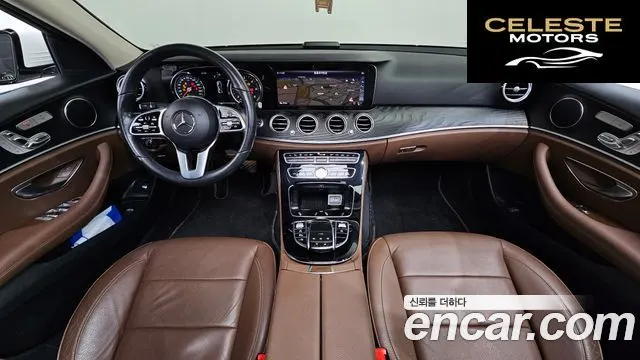 MERCEDES BENZ E-Classe W213 E220d Avantgarde 2019 — photo 7 sur 20