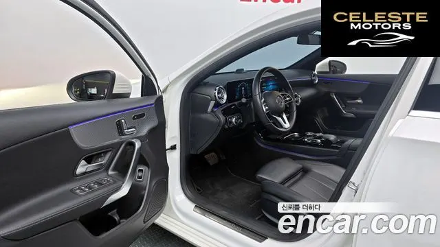 MERCEDES BENZ A-Classe W177 A220 Berline 2020 — photo 13 sur 36