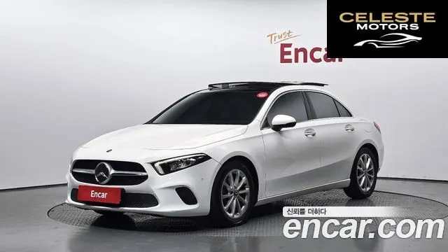 MERCEDES BENZ A-Classe W177 A220 Berline 2020 — photo 35 sur 36