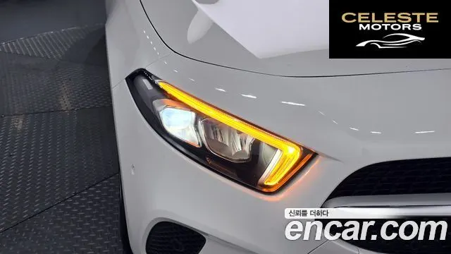 MERCEDES BENZ A-Classe W177 A220 Berline 2020 — photo 8 sur 36