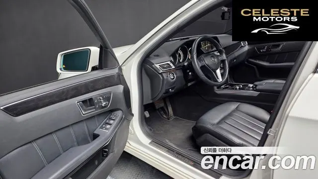 MERCEDES BENZ E-Classe W212 E300 4MATIC Avantgarde 2014 — photo 12 sur 40