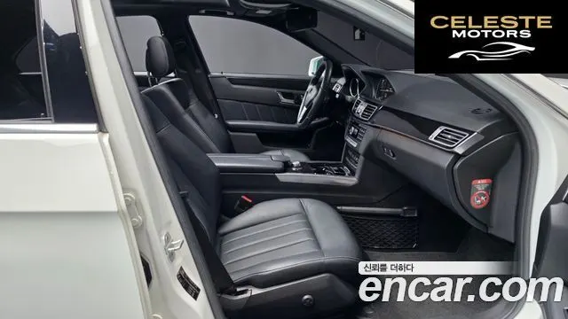 MERCEDES BENZ E-Classe W212 E300 4MATIC Avantgarde 2014 — photo 16 sur 40
