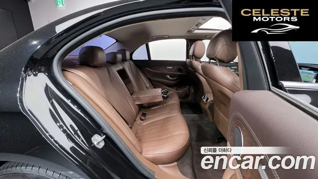 MERCEDES BENZ E-Classe W213 E220d Exclusive 2017 — photo 19 sur 20