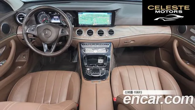 MERCEDES BENZ E-Classe W213 E220d Exclusive 2017 — photo 7 sur 20