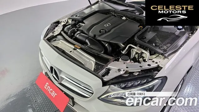 MERCEDES BENZ C-Classe W205 C220 d 4MATIC 2016 — photo 6 sur 20