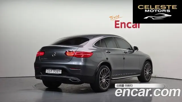 MERCEDES BENZ GLC-Classe X253 GLC250 d 4MATIC Coupé 2017 — photo 2 sur 20
