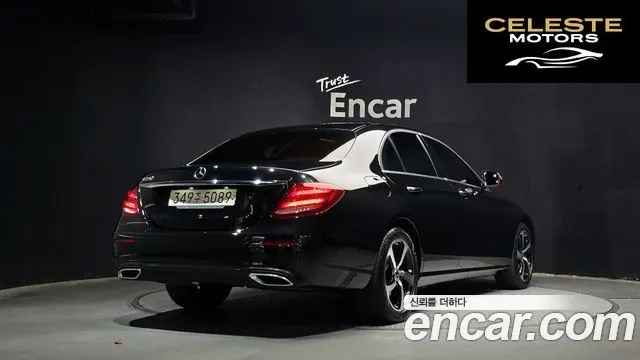 MERCEDES BENZ E-Classe W213 E250 Avantgarde 2020 — photo 2 sur 30