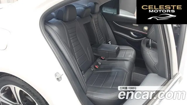 MERCEDES BENZ E-Classe W213 E200 Avantgarde 2018 — photo 17 sur 32