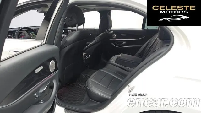 MERCEDES BENZ E-Classe W213 E200 Avantgarde 2018 — photo 18 sur 32