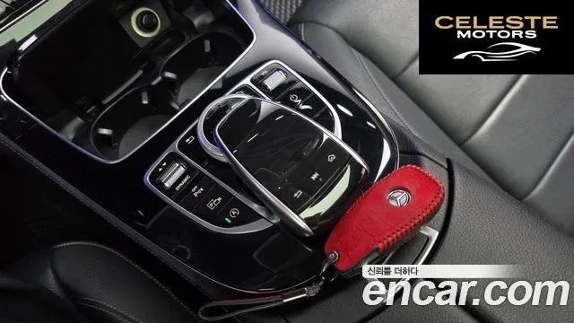 MERCEDES BENZ E-Classe W213 E200 Avantgarde 2018 — photo 29 sur 32