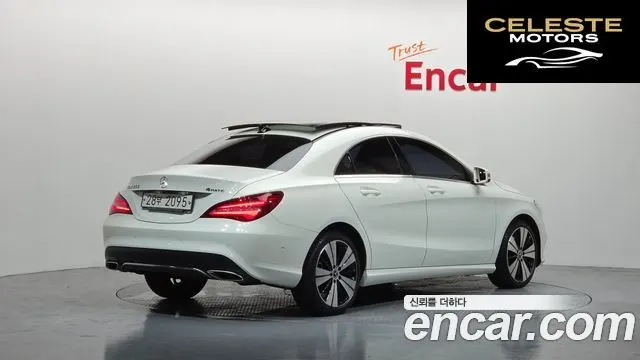 MERCEDES BENZ CLA-Classe C117 CLA250 4MATIC 2018 — photo 2 sur 32