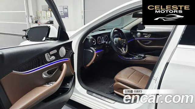 MERCEDES BENZ E-Classe W213 E300 Avantgarde 2020 — photo 10 sur 20