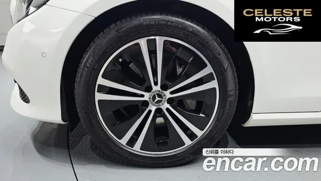 MERCEDES BENZ E-Classe W213 E300 Avantgarde 2020 — photo 5 sur 20