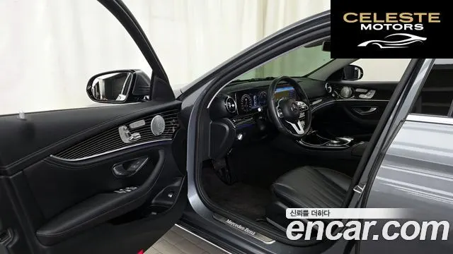 MERCEDES BENZ E-Classe W213 E450 4MATIC Exclusive 2019 — photo 13 sur 32
