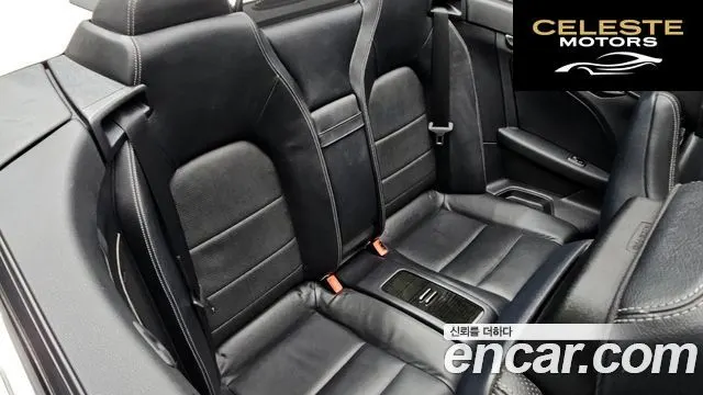 MERCEDES BENZ E-Classe W212 E350 Cabriolet 2011 — photo 17 sur 30