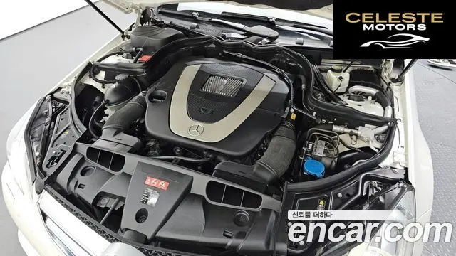 MERCEDES BENZ E-Classe W212 E350 Cabriolet 2011 — photo 5 sur 30