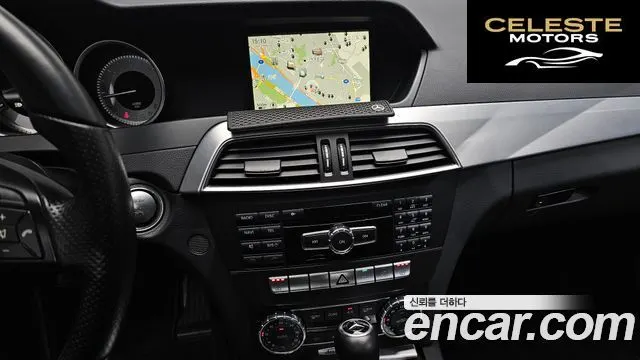 MERCEDES BENZ C-Classe W204 C220 CDI Avantgarde 2013 — photo 13 sur 20