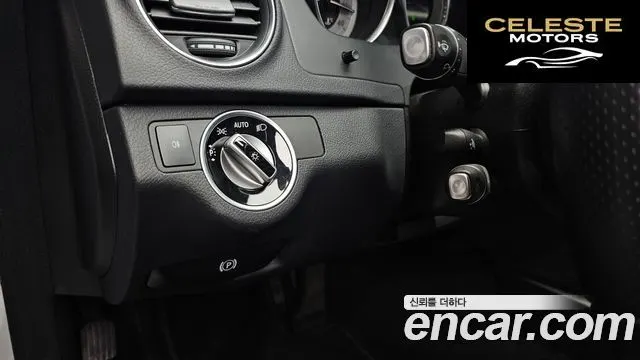MERCEDES BENZ C-Classe W204 C220 CDI Avantgarde 2013 — photo 17 sur 20