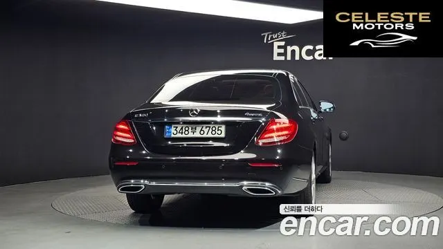 MERCEDES BENZ E-Classe W213 E220d 4MATIC Exclusive 2018 — photo 4 sur 20