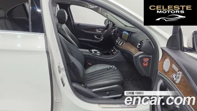 MERCEDES BENZ E-Classe W213 E300 4MATIC Exclusive 2019 — photo 15 sur 32