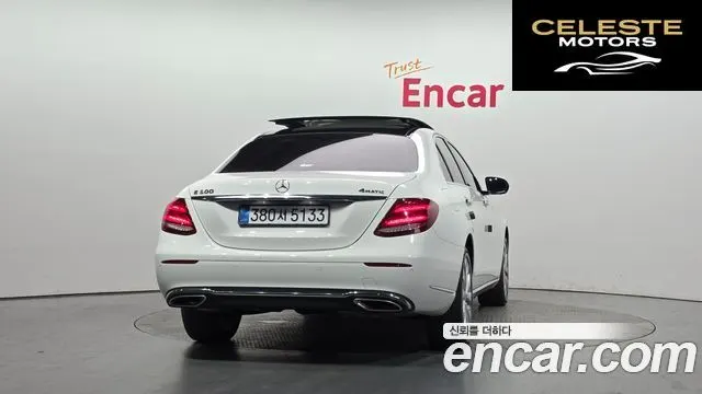 MERCEDES BENZ E-Classe W213 E300 4MATIC Exclusive 2019 — photo 3 sur 32