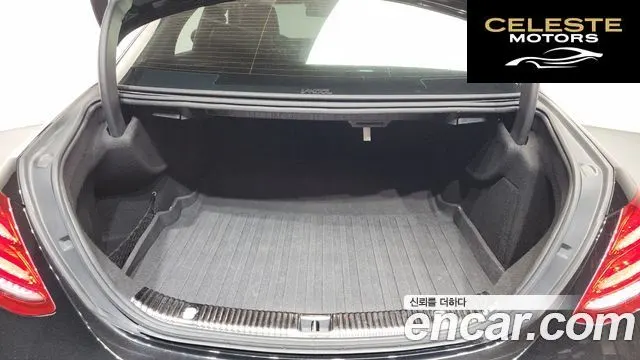 MERCEDES BENZ E-Classe W213 E300 4MATIC Exclusive 2019 — photo 25 sur 36