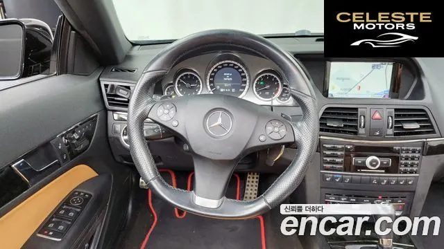 MERCEDES BENZ E-Classe W212 E350 Cabriolet 2011 — photo 13 sur 20