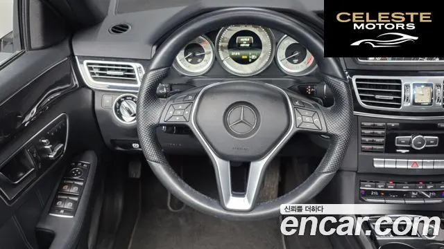 MERCEDES BENZ E-Classe W212 E300 4MATIC Avantgarde 2014 — photo 18 sur 40