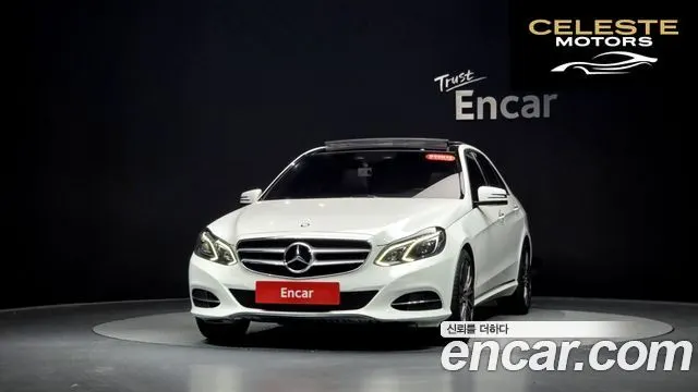 MERCEDES BENZ E-Classe W212 E300 4MATIC Avantgarde 2014 — photo 2 sur 40