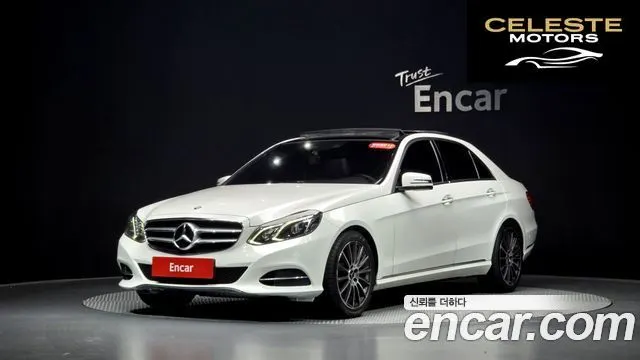 MERCEDES BENZ E-Classe W212 E300 4MATIC Avantgarde 2014 — photo 40 sur 40