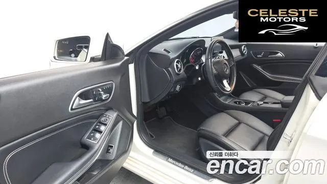 MERCEDES BENZ CLA-Classe C117 CLA250 4MATIC 2018 — photo 13 sur 32