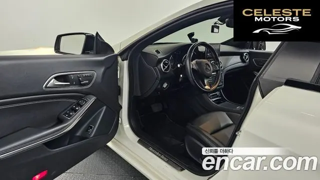 MERCEDES BENZ CLA-Classe C117 CLA200 CDI 4MATIC 2015 — photo 10 sur 20