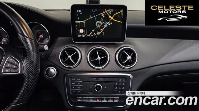 MERCEDES BENZ CLA-Classe C117 CLA200 CDI 4MATIC 2015 — photo 13 sur 20