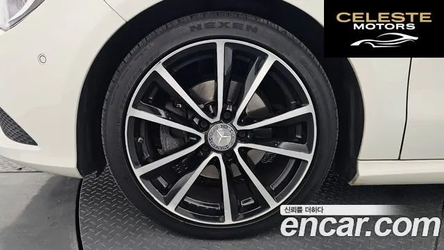 MERCEDES BENZ CLA-Classe C117 CLA200 CDI 4MATIC 2015 — photo 5 sur 20