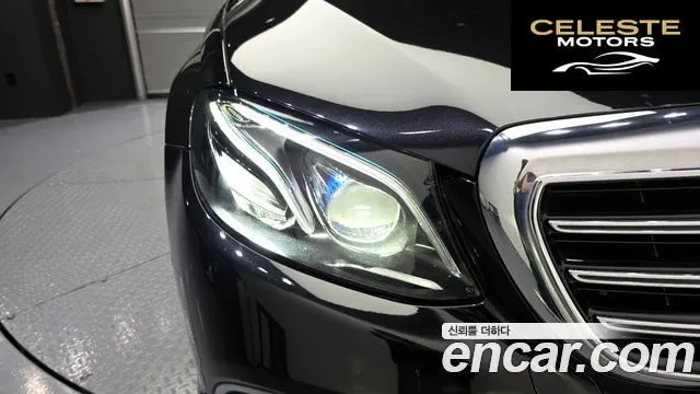 MERCEDES BENZ E-Classe W213 E300 4MATIC Exclusive 2018 — photo 8 sur 35