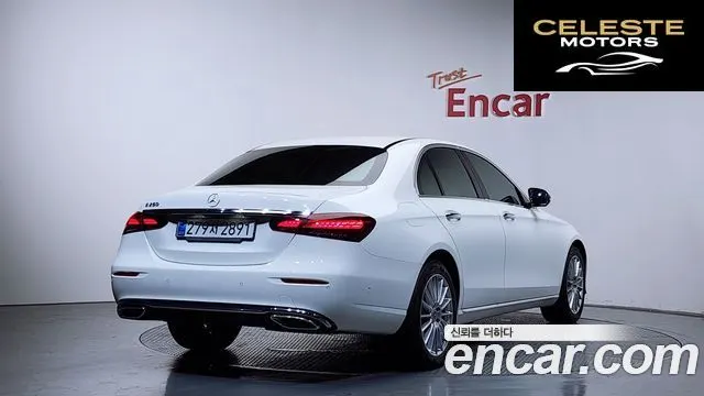 MERCEDES BENZ E-Classe W213 E250 Exclusive 2022 — photo 2 sur 35