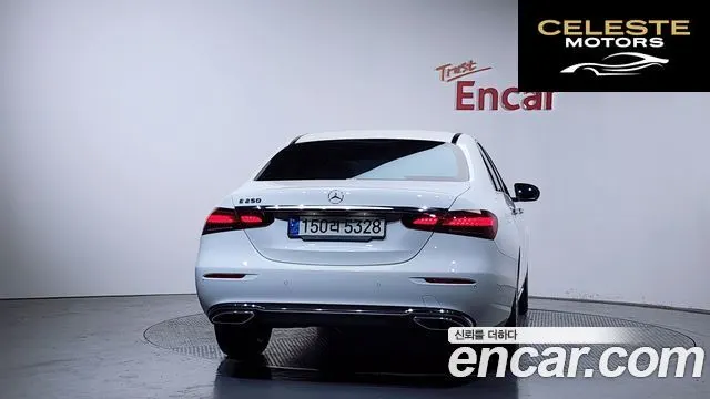 MERCEDES BENZ E-Classe W213 E250 Exclusive 2021 — photo 3 sur 36
