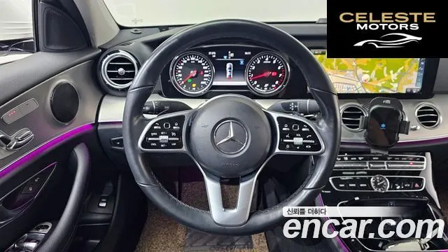 MERCEDES BENZ E-Classe W213 E300 Avantgarde 2019 — photo 18 sur 31